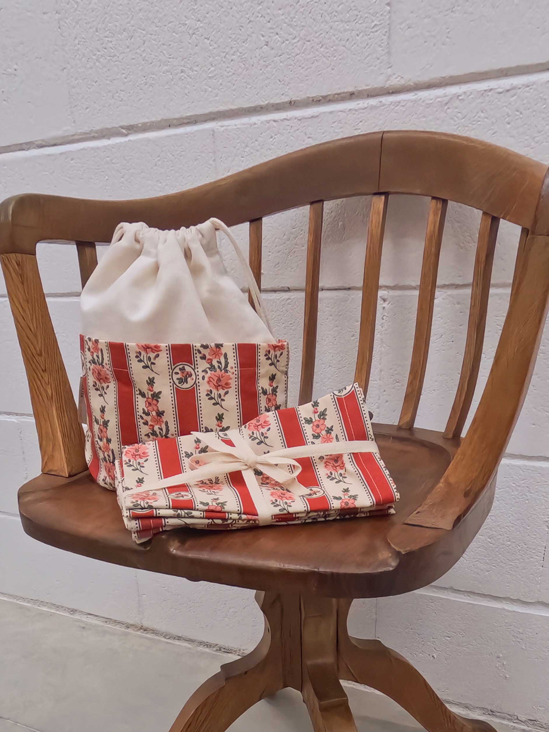 Coffret Mesa Belmonte Vermelho